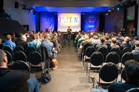 Ein Blick aus letzter Reihe auf die Inspiring Conference