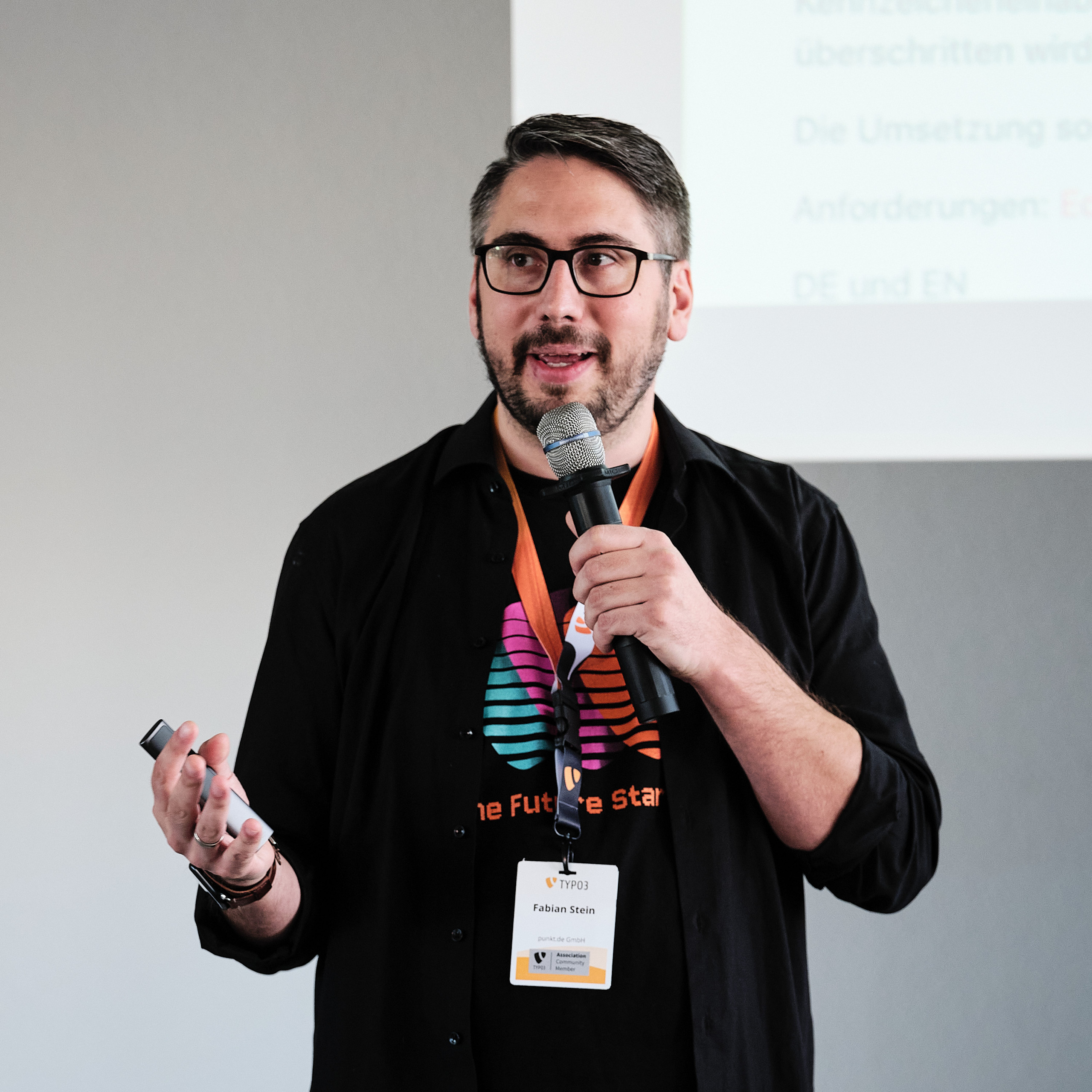 Grafik: Ansprechpartner Fabian Stein 